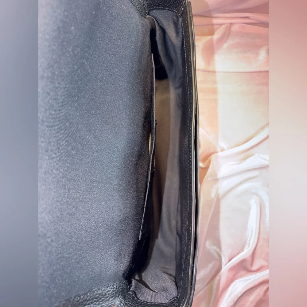 NWT Authentic Coach Jes Messenger Crossbody – Black Pebbled Leather F72703 - Picture 7 of 8